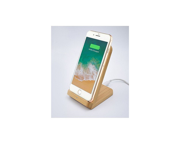Fast Wireless Bamboo Charger 
