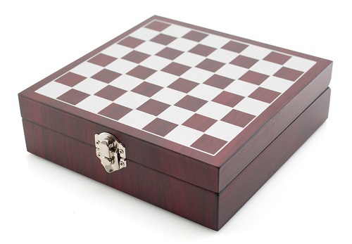 Anke Wine Set Chess 