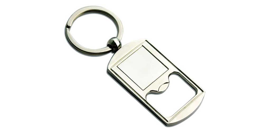 Metal Keyring with Shiny Chrome in Black Gift Box