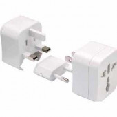 CE & FCC Certified Universal Travel Adaptor